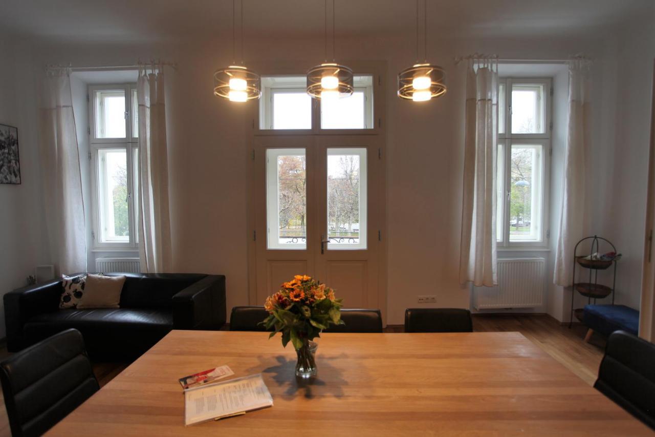 Casa Nostra - Ausgefallene Am Augarten Apartament *